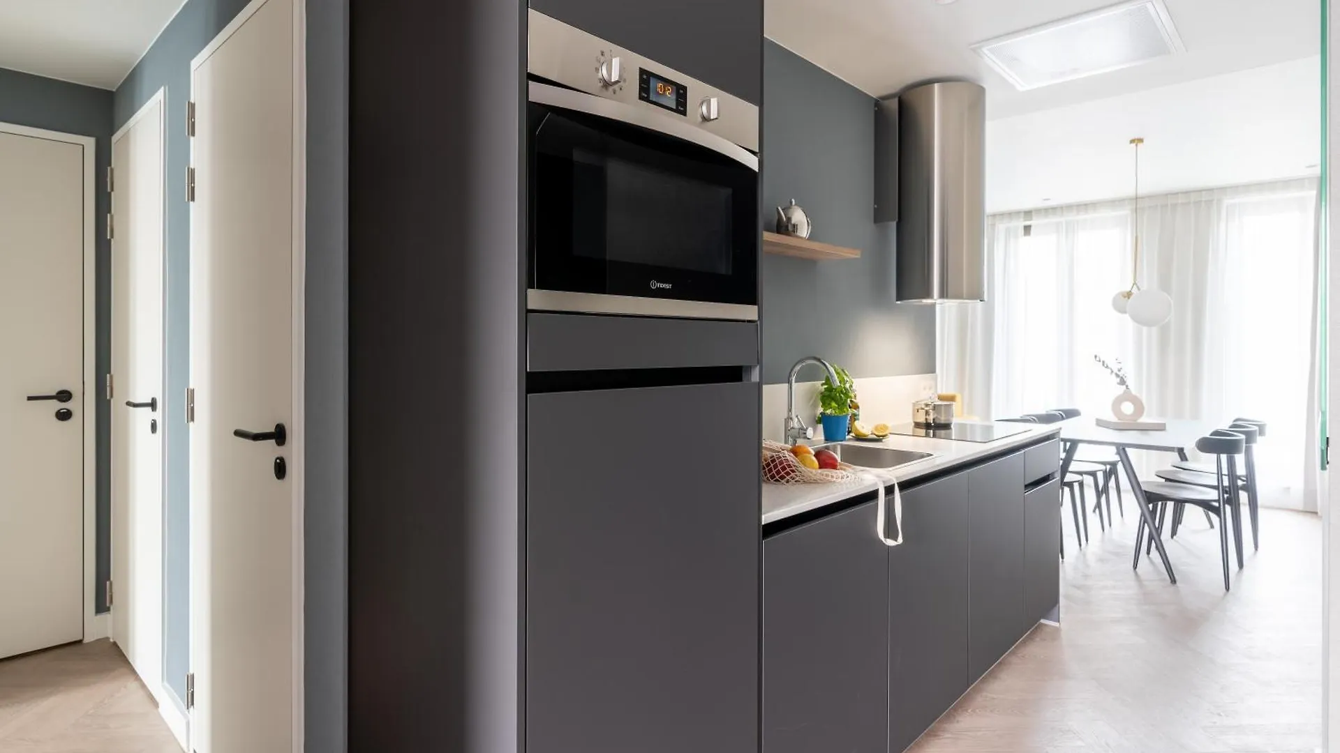 Aparthotel Yays Antwerp Opera By Numa
