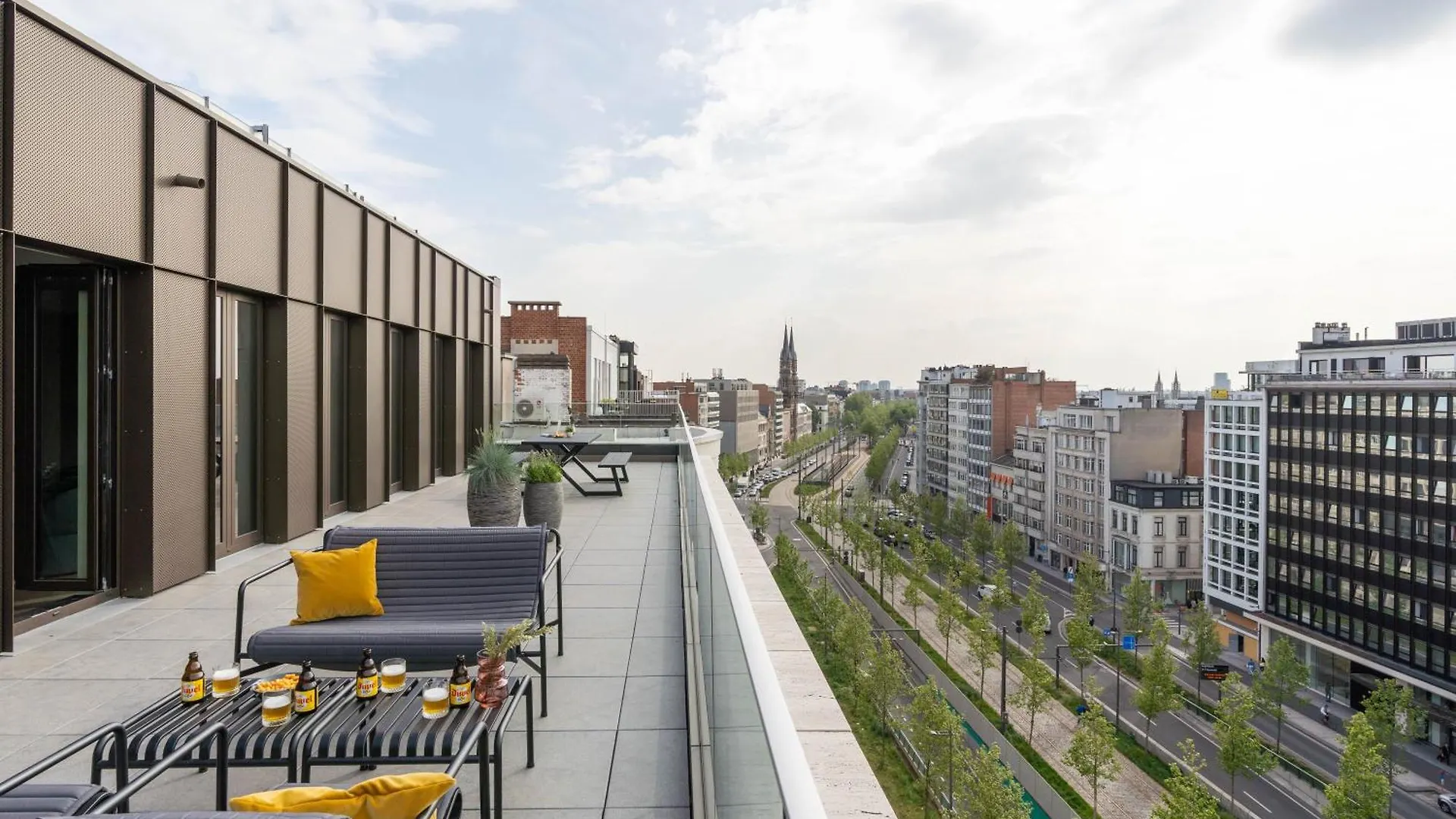 Aparthotel Yays Antwerp Opera By Numa