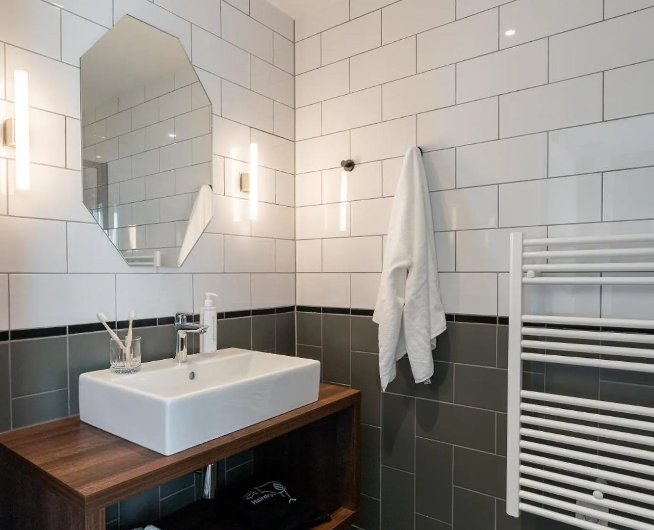 Aparthotel Yays Antwerp Opera By Numa