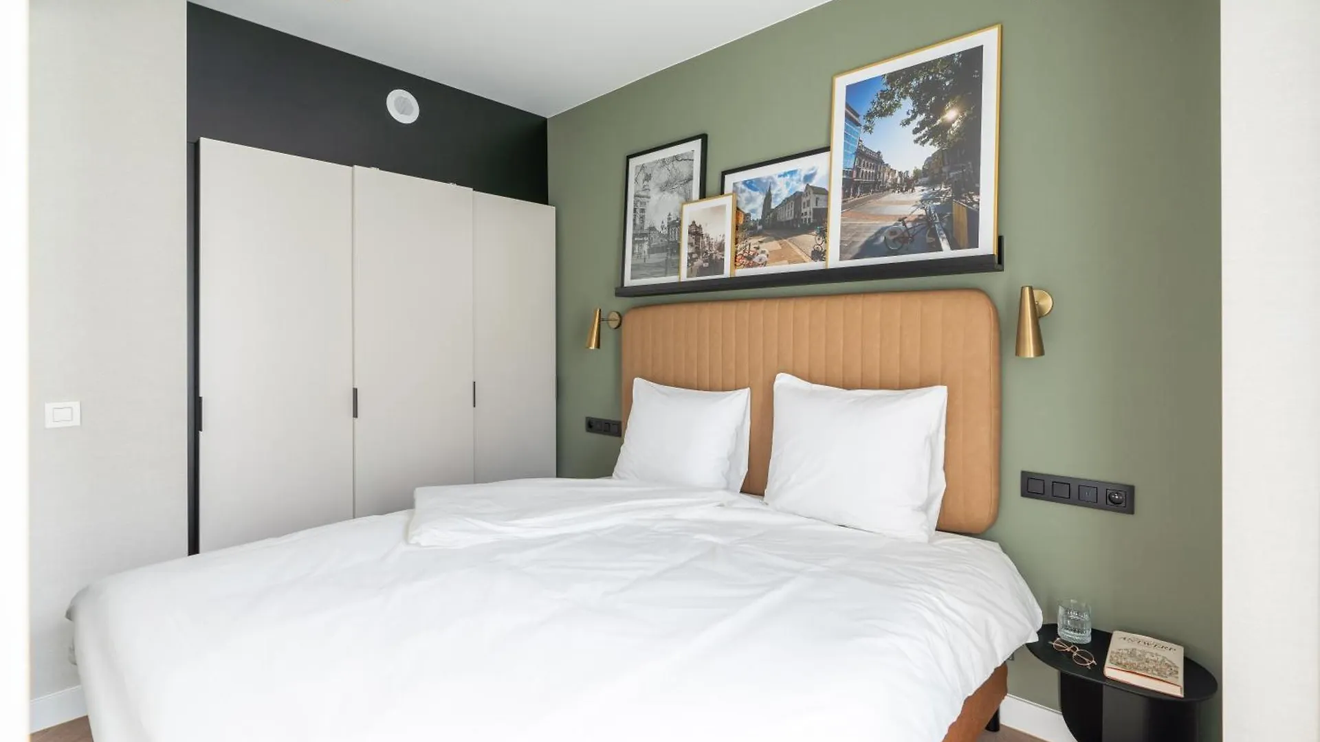 Aparthotel Yays Antwerp Opera By Numa
