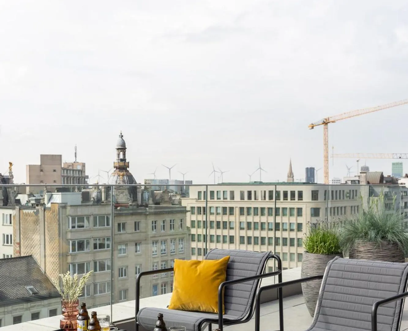 Aparthotel Yays Antwerp Opera By Numa
